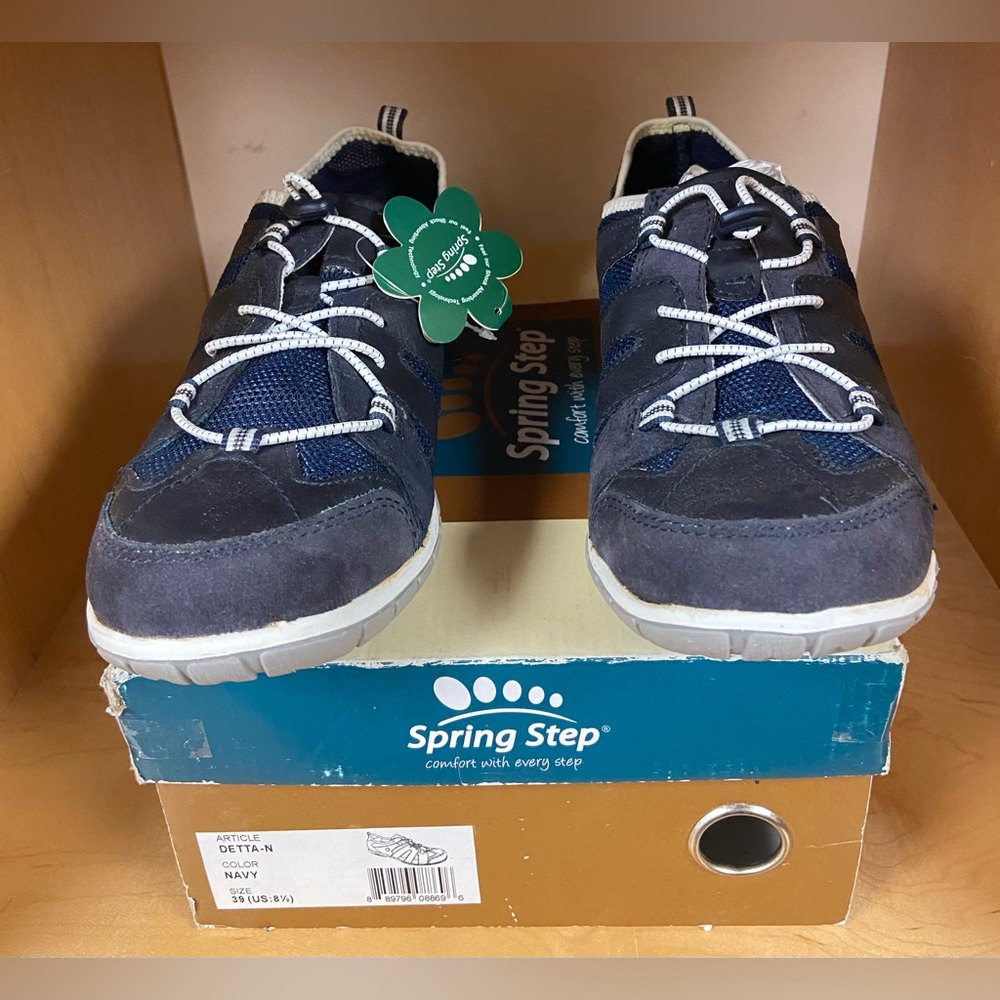 NEW IN BOX SPRING STEP WOMEN SUED LEATHER SNEAKERS SIZE US 8.5